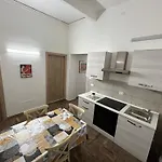 Al Vespro Konukevi