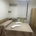 Al Vespro Konukevi Palermo