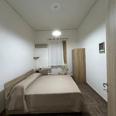 Al Vespro Guest house *